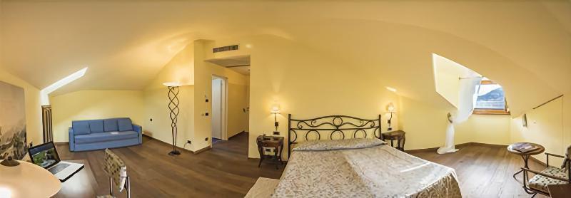 La Darsena Boutique Hotel & Restaurant Тремеццо Экстерьер фото
