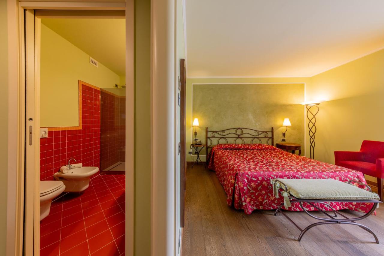 La Darsena Boutique Hotel & Restaurant Тремеццо Экстерьер фото