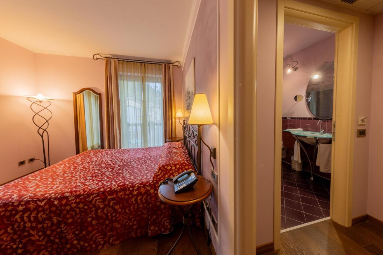 La Darsena Boutique Hotel & Restaurant Тремеццо Экстерьер фото